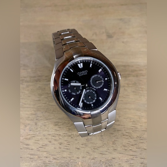 Men’s Casio Edifice Watch Black Dial EF304 Japan Movement EUC Needs Battery - Picture 1 of 9